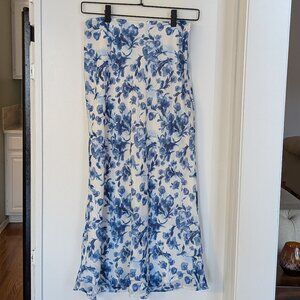 Abercrombie and Fitch Blue Floral skirt size small